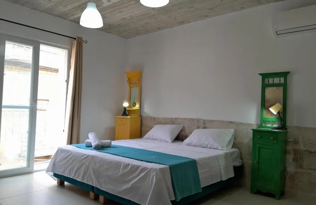 Limestone Sun Suites-1