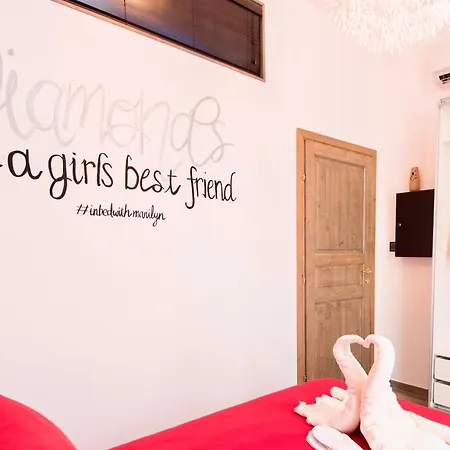 Backstage Boutique Music Themed Townhouse-3